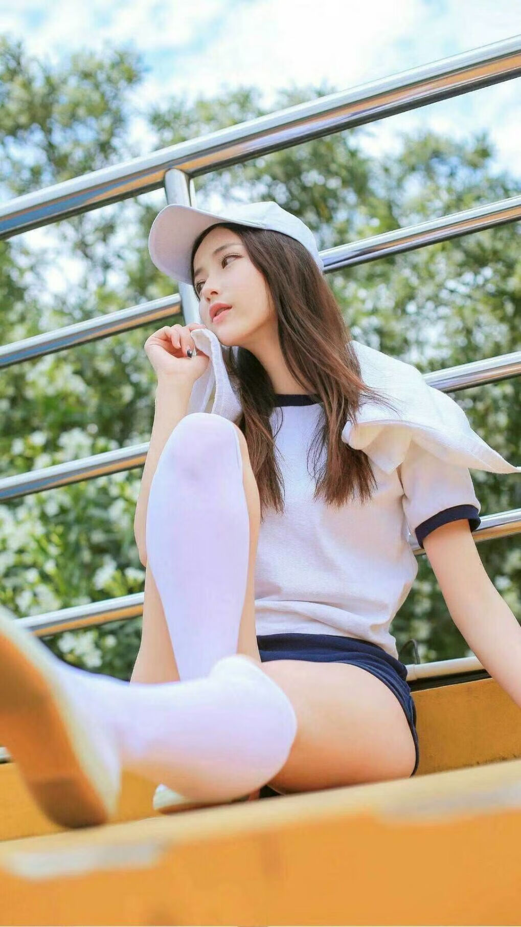 压力风暴眼中起舞，当德里赫特在都柏林用铁血演出解构希腊神话